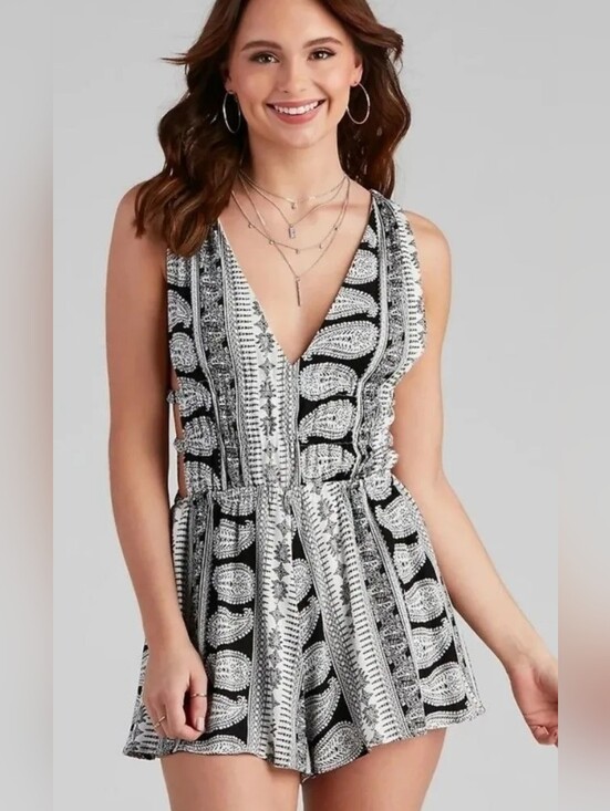 Show Me Your MuMu Pants - Show Me Your MuMu Rorey Romper Jumpsuit 1 piece Size XS